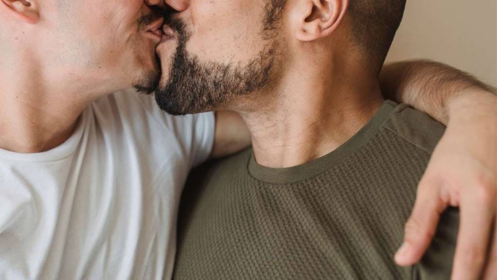 Traga seu par para o momento com Egg masturbador